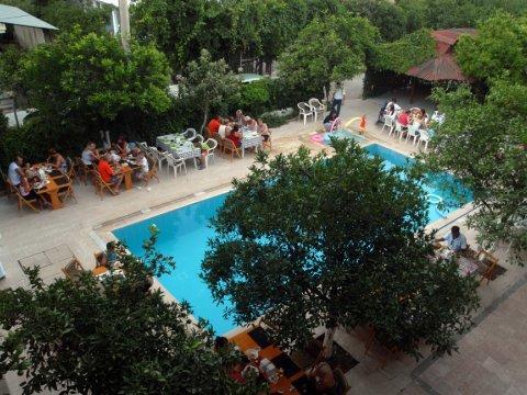 Ipsos Hotel بيلديبي المظهر الخارجي الصورة